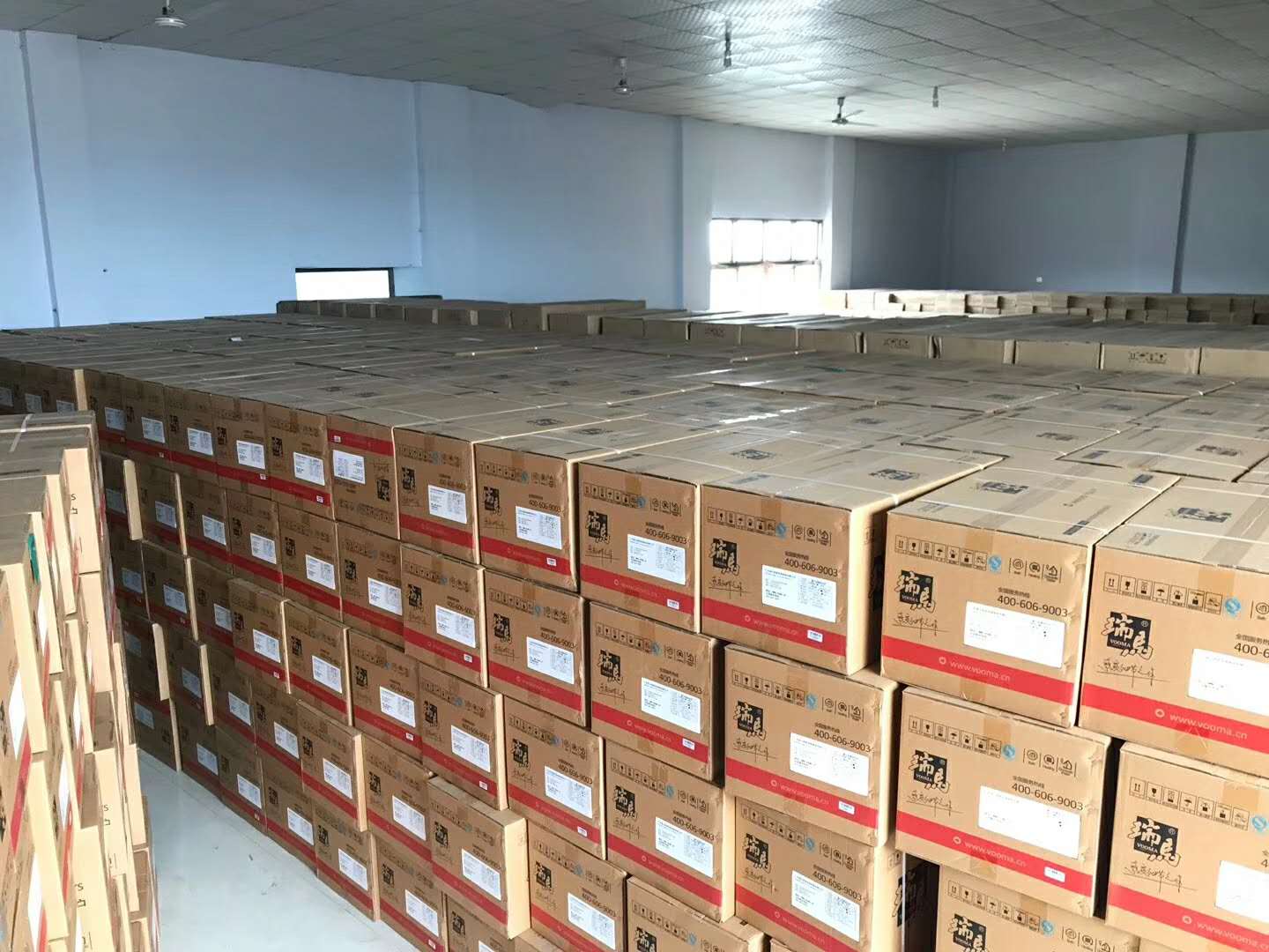 積極推進壁掛爐惠民工程，瑞馬壁掛爐一直在路上！